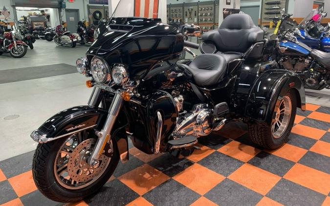 2024 Harley-Davidson Tri-Glide Ultra FLHTCUTG