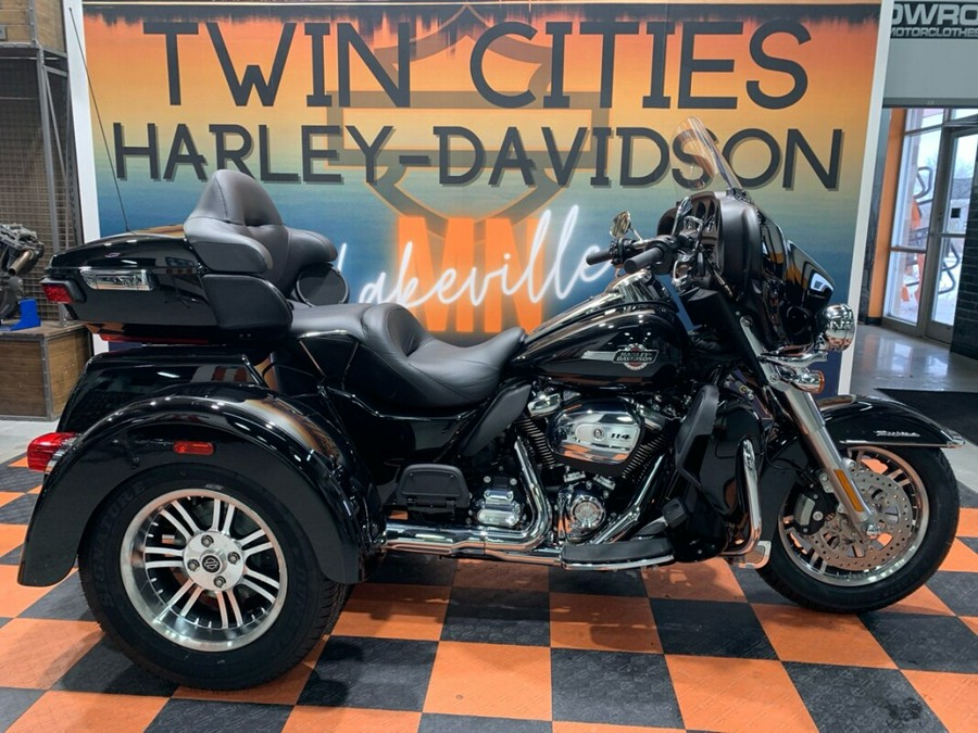 2024 Harley-Davidson Tri-Glide Ultra FLHTCUTG