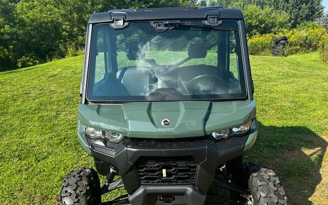 2024 Can-Am Defender HD9 DPS CAB