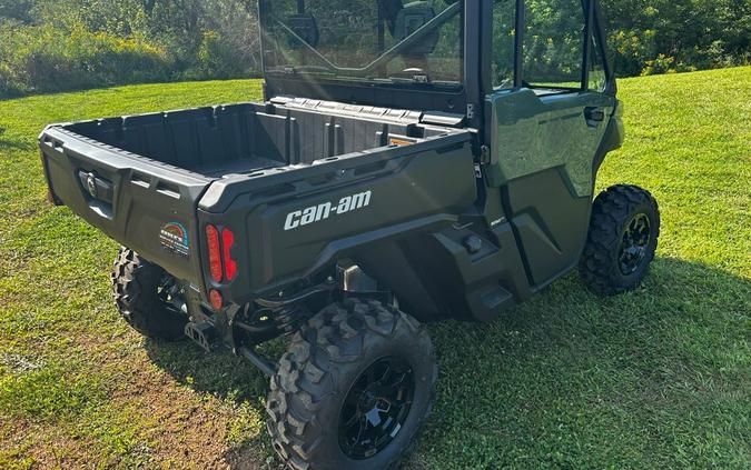 2024 Can-Am Defender HD9 DPS CAB