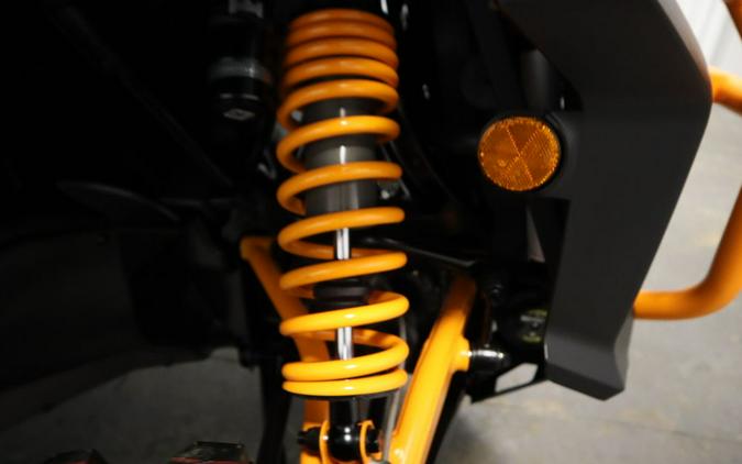 2026 Can-Am® Commander MAX XT-P