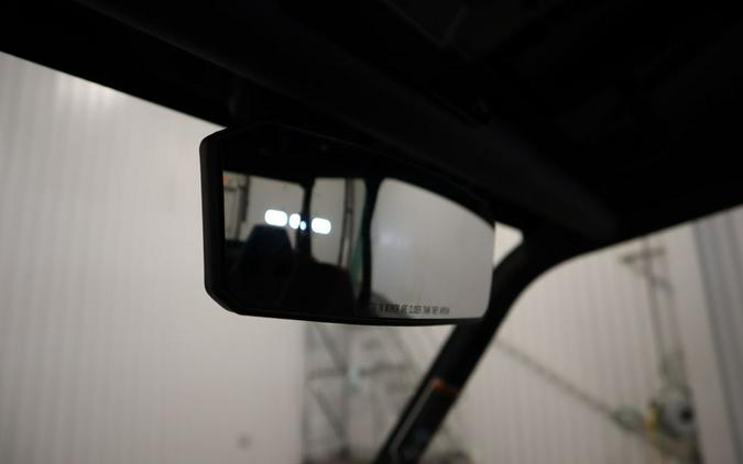 2026 Can-Am® Commander MAX XT-P