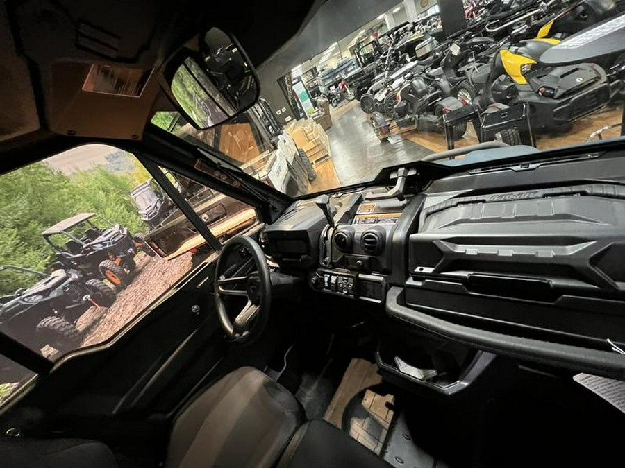 2026 Can-Am® Defender PRO Limited HD10
