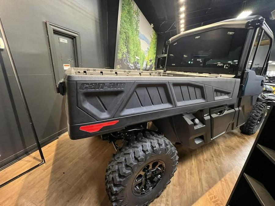 2026 Can-Am® Defender PRO Limited HD10