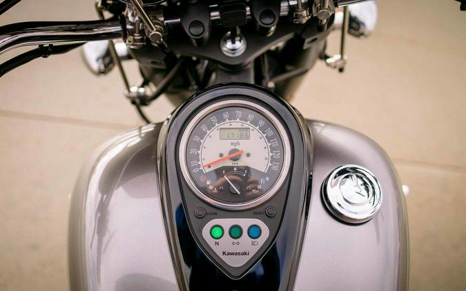 2017 Kawasaki Vulcan® 900 Classic