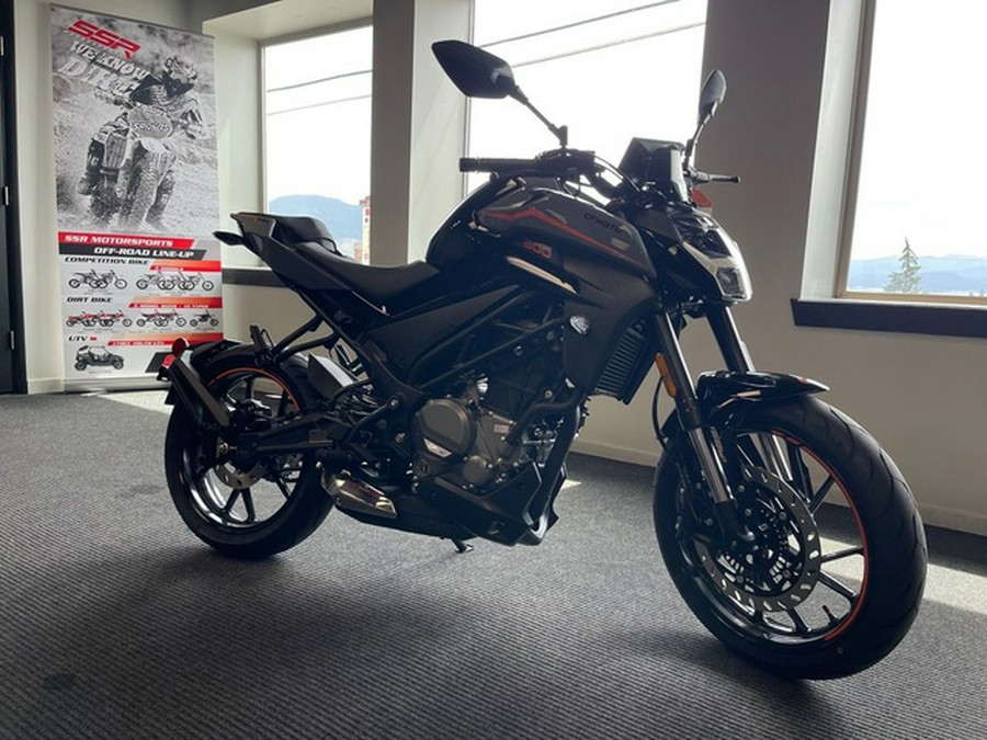 2022 CFMOTO 300 NK