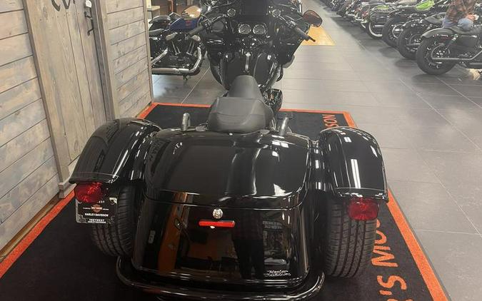 2024 Harley-Davidson® FLTRT - Road Glide® 3