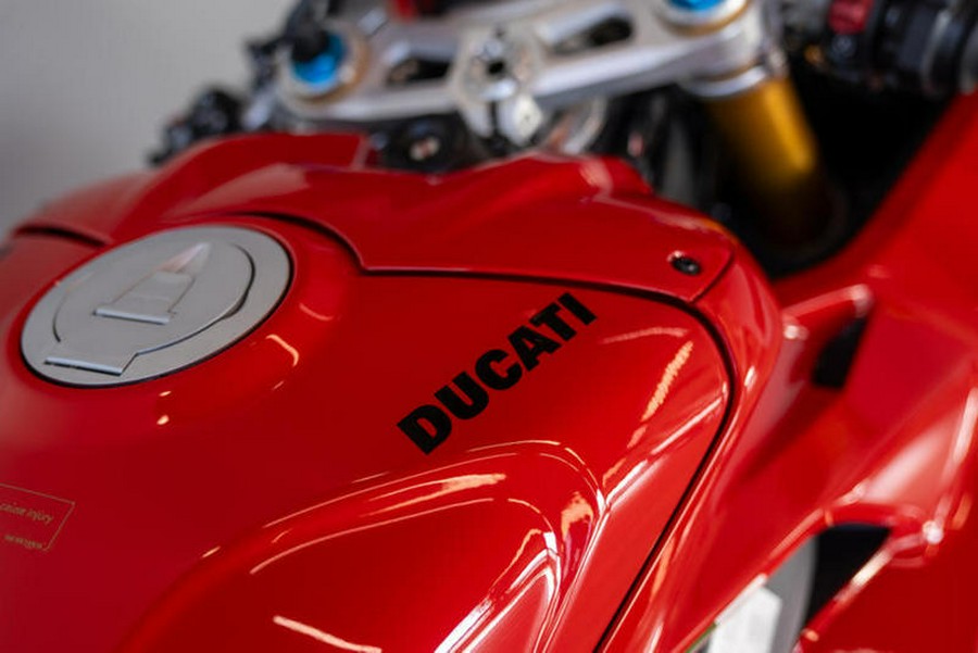 2023 Ducati Panigale V4 S Ducati Red