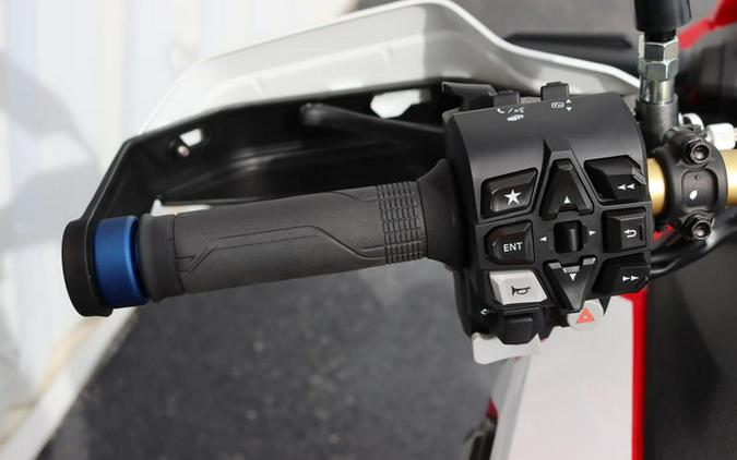2026 Honda® Africa Twin Adventure Sports ES DCT