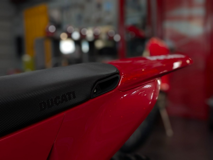2026 Ducati Desmo450 MX
