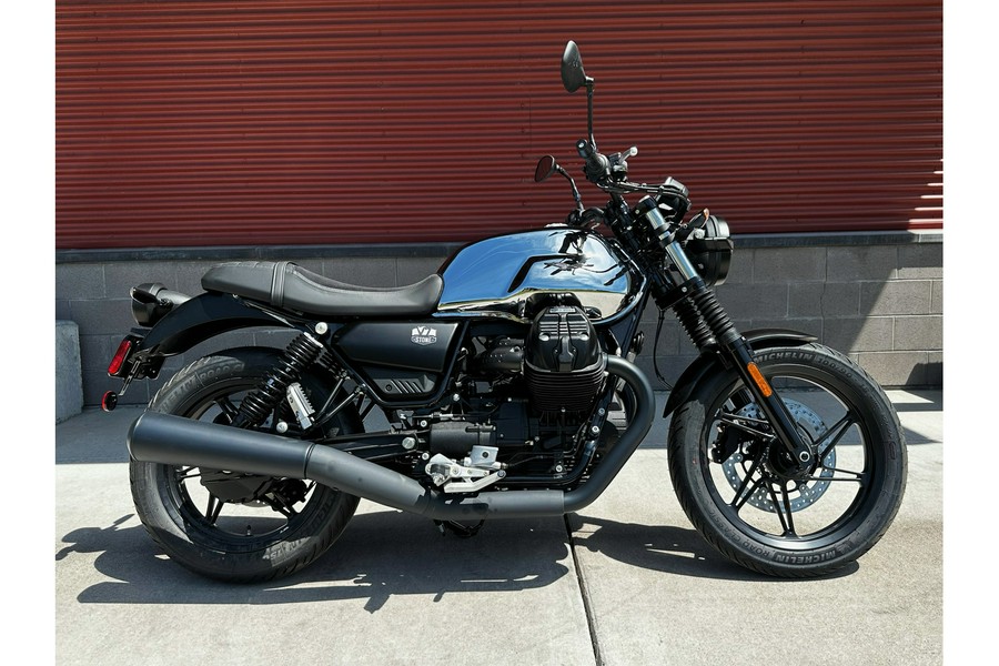 2025 Moto Guzzi V7 STONE CHROME