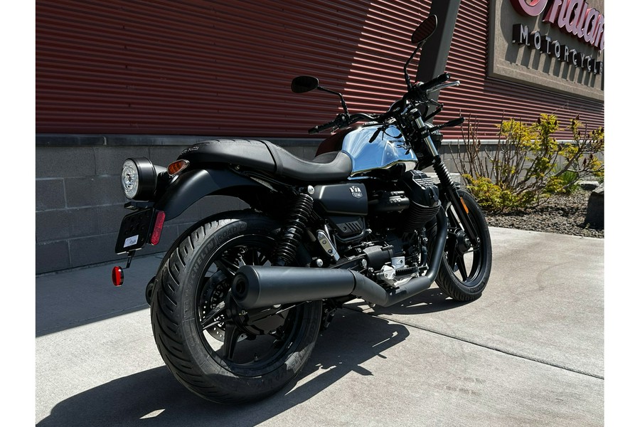 2025 Moto Guzzi V7 STONE CHROME