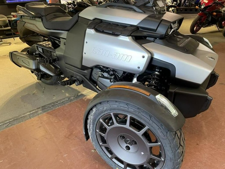 2025 Can-Am® Canyon