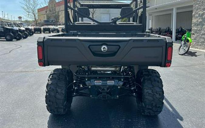 2025 Can-Am Defender MAX DPS HD7