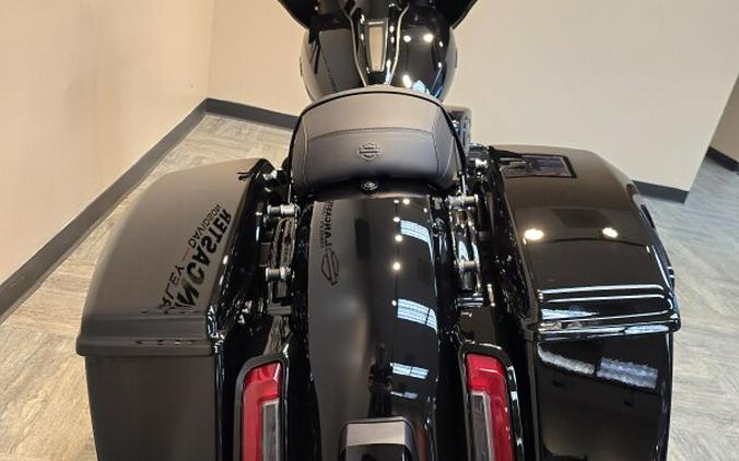2026 Harley-Davidson® Street Glide® Vivid Black Black Trim FLHX