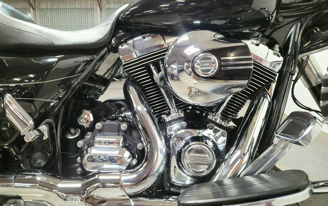 2015 Harley-Davidson® Street Glide Special - FP8578