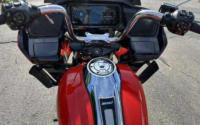 2026 Harley-Davidson® Road Glide 3 Blood Orange