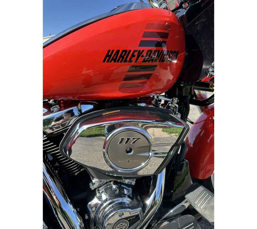 2026 Harley-Davidson® Road Glide 3 Blood Orange