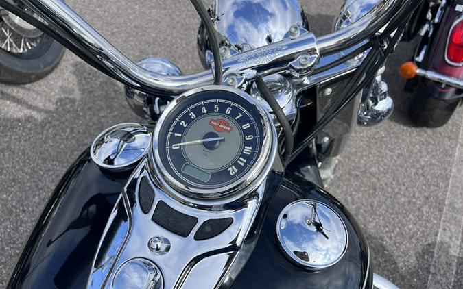 2014 Harley-Davidson Softail FLSTC - Heritage Classic