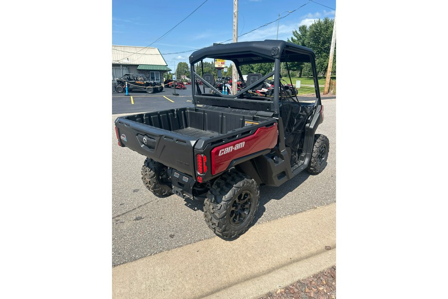 2024 Can-Am Defender HD9 XT