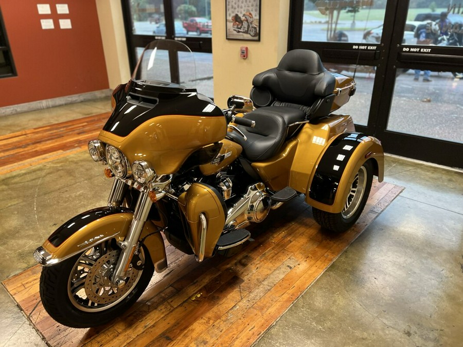 New 2023 Harley-Davidson Tri Glide Ultra Trike For Sale Near Memphis, TN