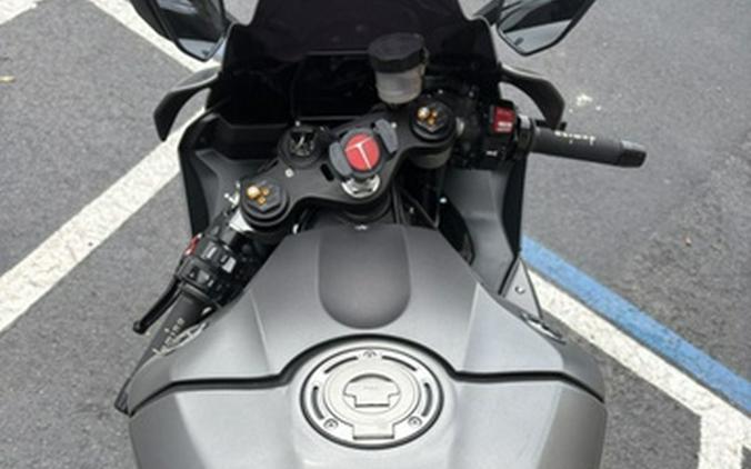 2016 Yamaha YZF R1