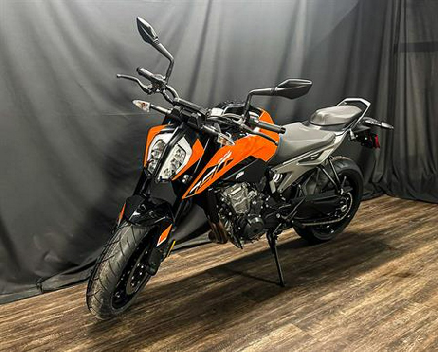 2024 KTM 790 Duke