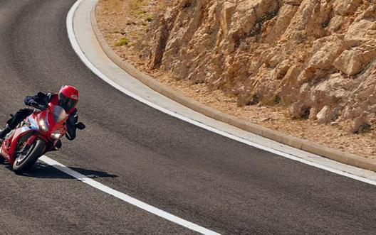 2025 Honda CBR650R ABS