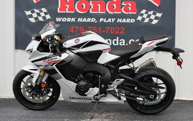 2026 Honda® CBR1000RR ABS