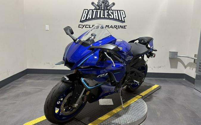 2026 Yamaha YZF-R1