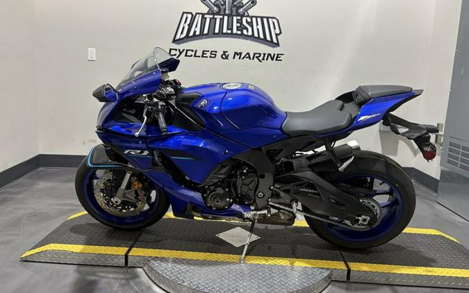 2026 Yamaha YZF-R1