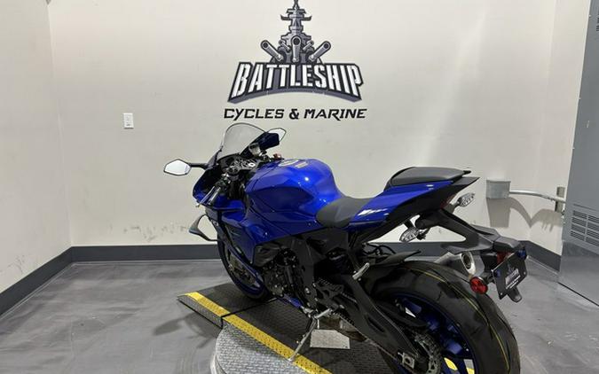 2026 Yamaha YZF-R1