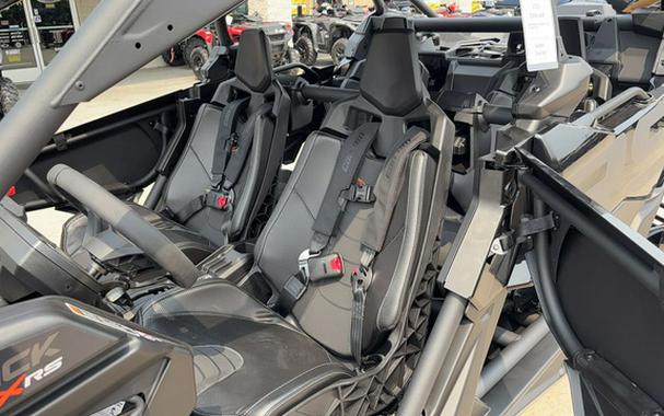 2026 Can-Am Maverick X3 Max X RS Turbo RR Triple Black_7.6 In.