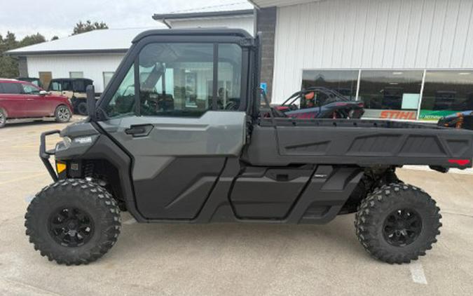 2023 Can-Am Defender PRO Limited