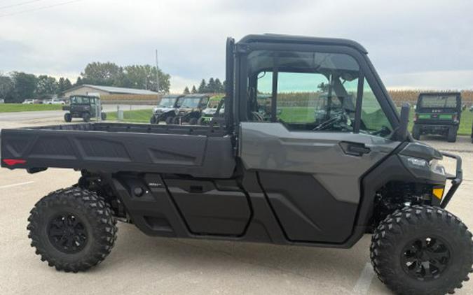 2023 Can-Am Defender PRO Limited