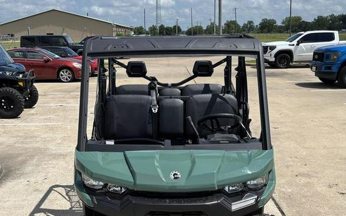 2027 Can-Am® Defender MAX DPS HD7
