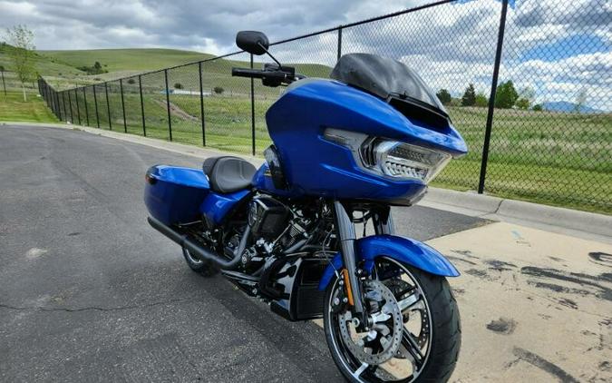 2024 Harley-Davidson Road Glide® Blue Burst - Black Finish