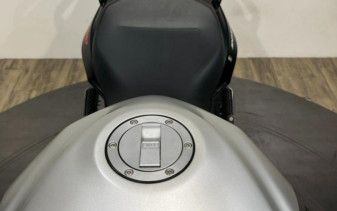 2018 Aprilia Shiver 900