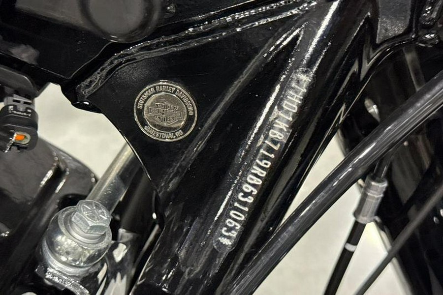 2024 Harley-Davidson® Street Glide® Base