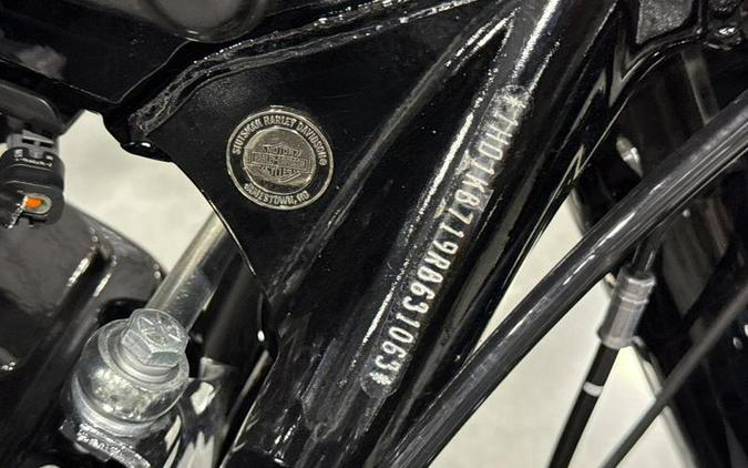 2024 Harley-Davidson® Street Glide® Base