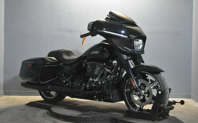 Used 2025 Harley-Davidson Street Glide FLHX