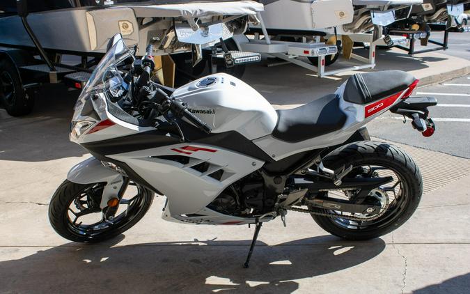 2026 KAWASAKI NINJA 300 ABS