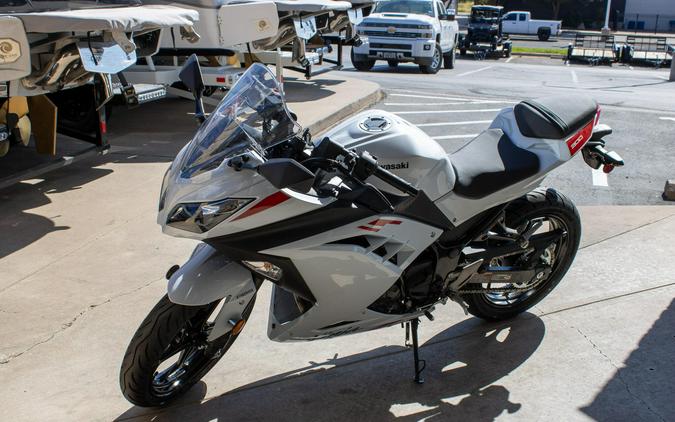 2026 KAWASAKI NINJA 300 ABS