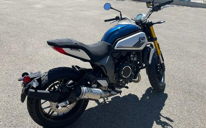 2022 CFMOTO 700 CL-X