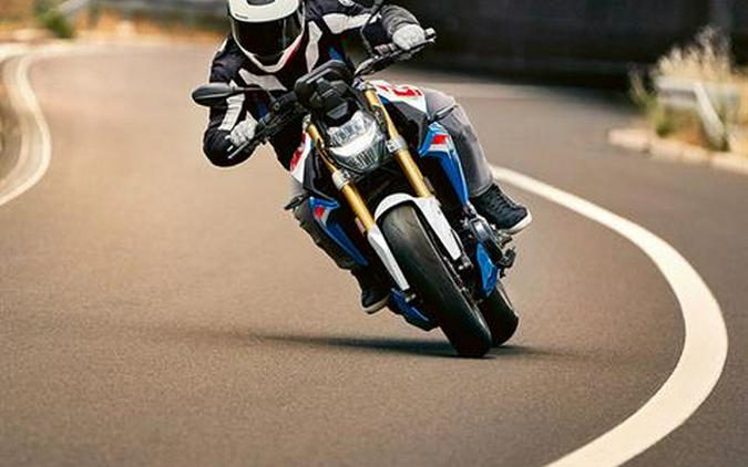 2024 BMW F 900 R