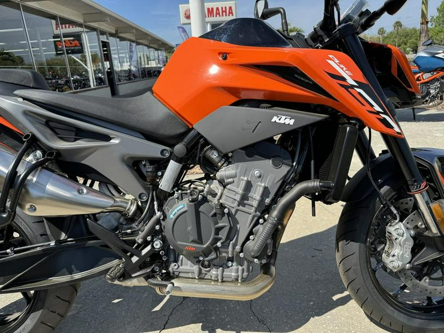 2024 KTM 790 Duke