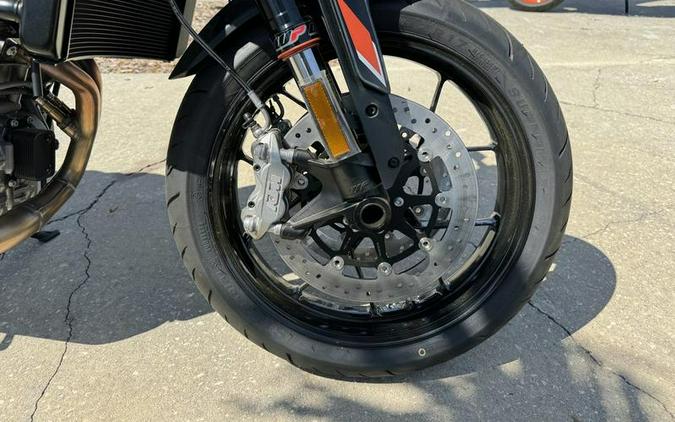 2024 KTM 790 Duke