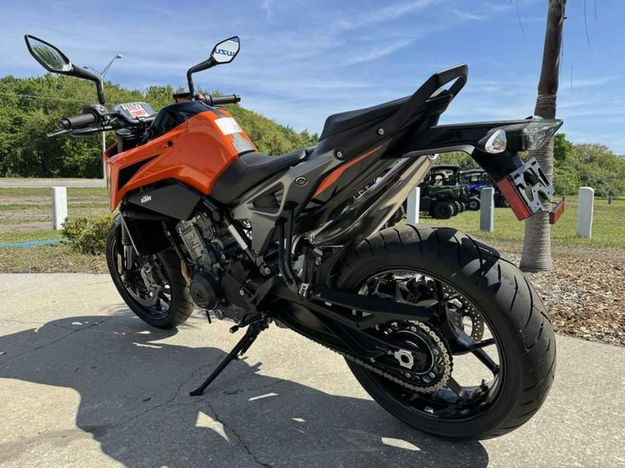 2024 KTM 790 Duke