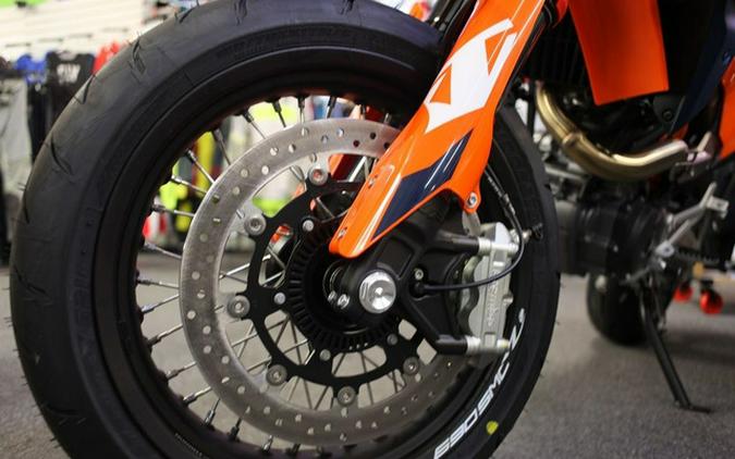 2024 KTM SMC 690 R