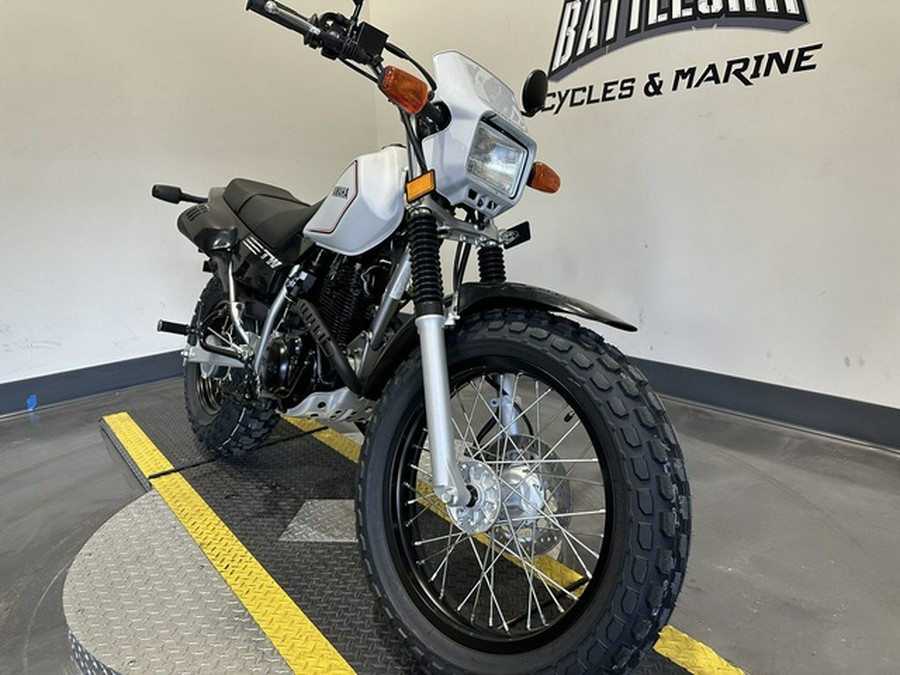 2027 Yamaha TW200